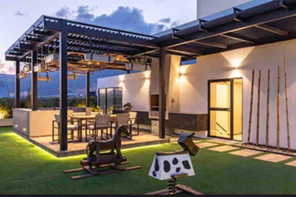 Moderno Departamento En El Mejor Sector De Quito 아파트 외부 사진